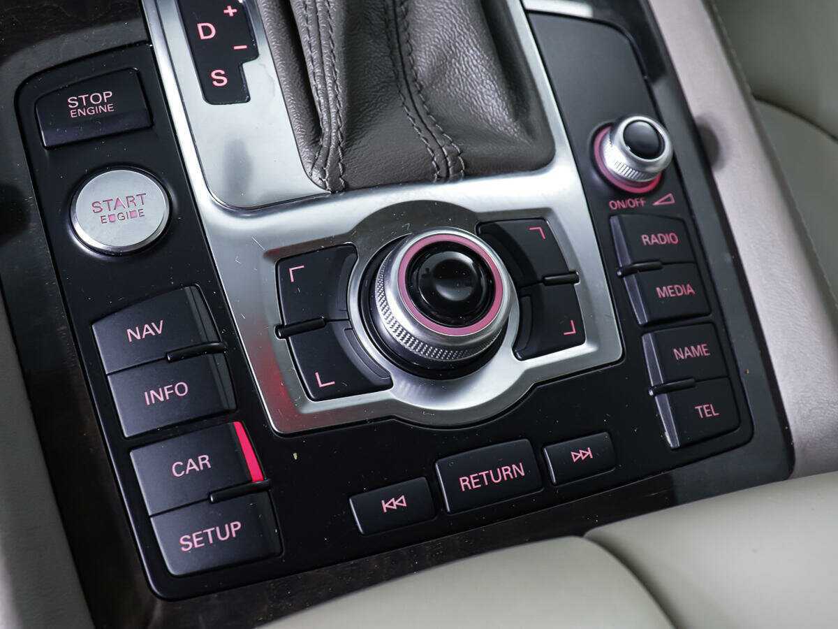 Купить Audi Q7, 2010, 231 342 км, фото №23