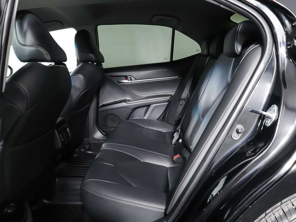 Купить Toyota Camry, 2019, 62 266 км, фото №9