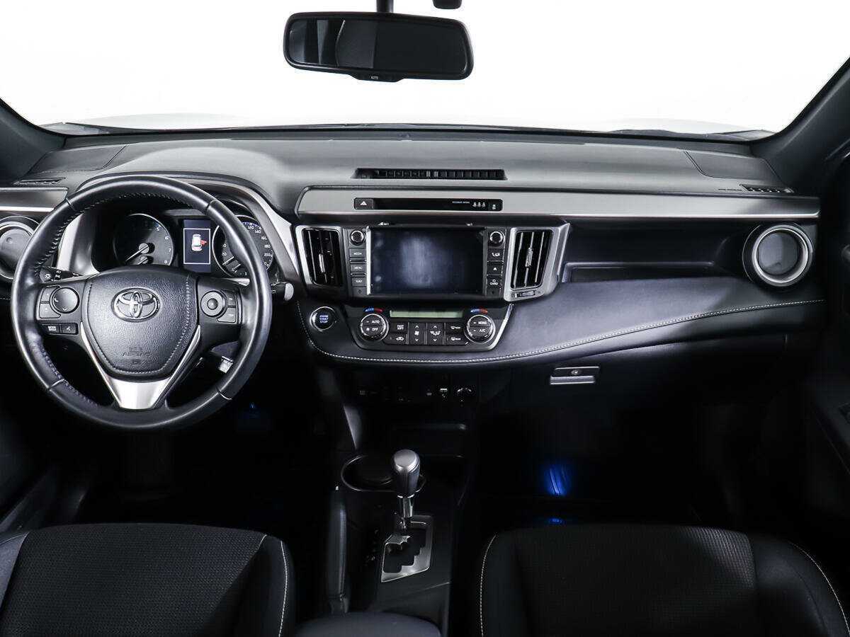 Купить Toyota RAV4, 2018, 48 714 км, фото №10