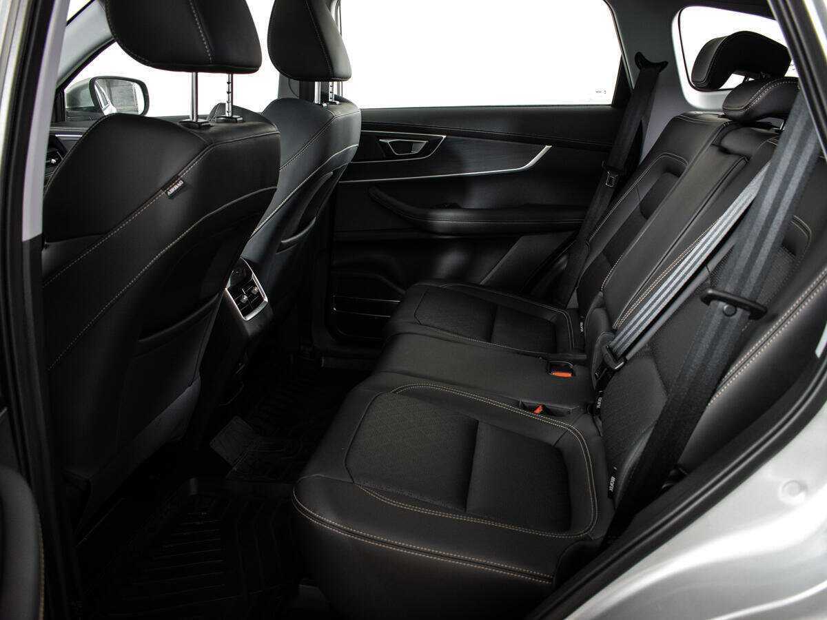 Купить CHERY Tiggo 8, 2024, 5 020 км, фото №9