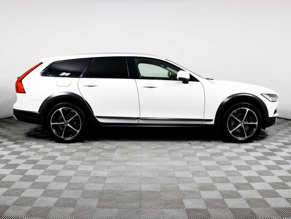 Купить Volvo V90 Cross Country, 2019, 130 225 км, фото №4