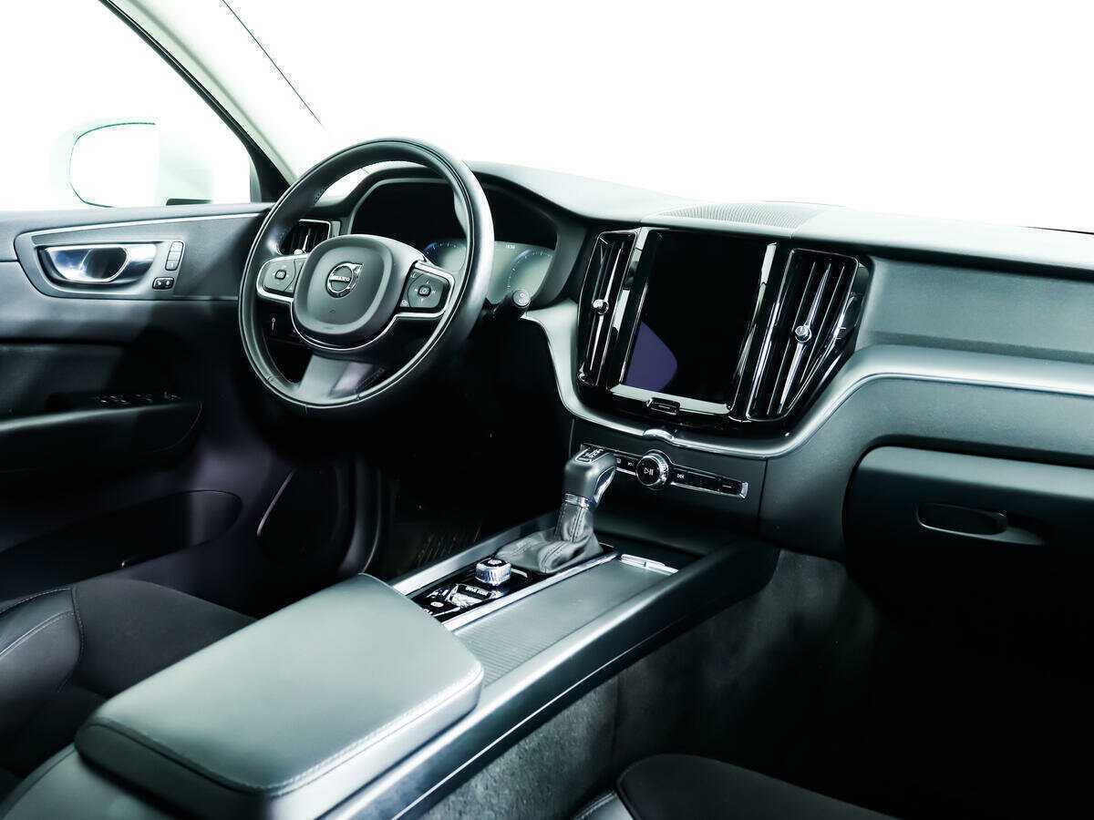 Купить Volvo XC60, 2021, 79 110 км, фото №9
