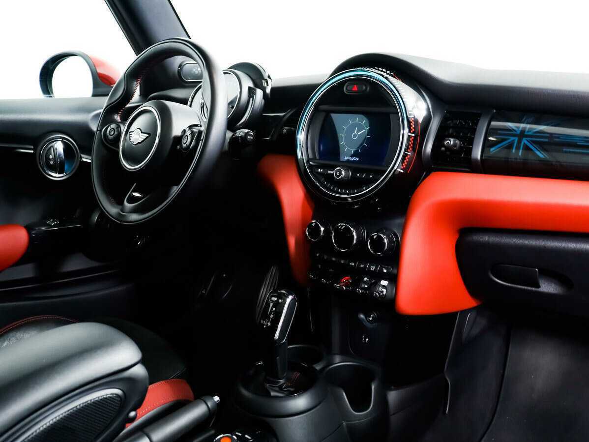 Купить Mini Hatch JCW John Cooper Works, 2018, 86 843 км, фото №9