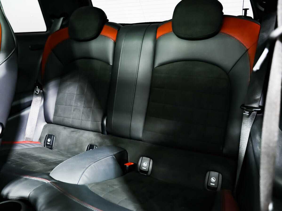 Купить Mini Hatch JCW John Cooper Works, 2018, 86 843 км, фото №12