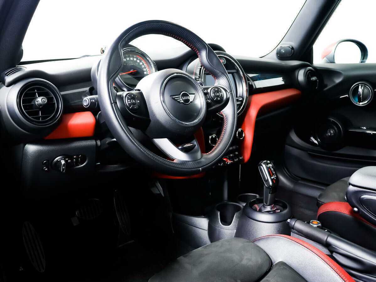 Купить Mini Hatch JCW John Cooper Works, 2018, 86 843 км, фото №13