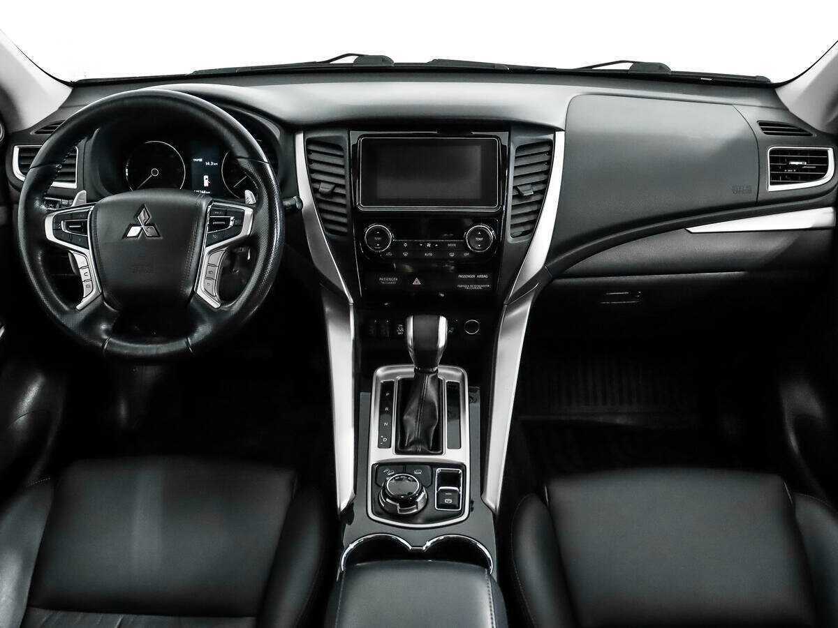 Купить Mitsubishi Pajero Sport, 2017, 45 050 км, фото №14