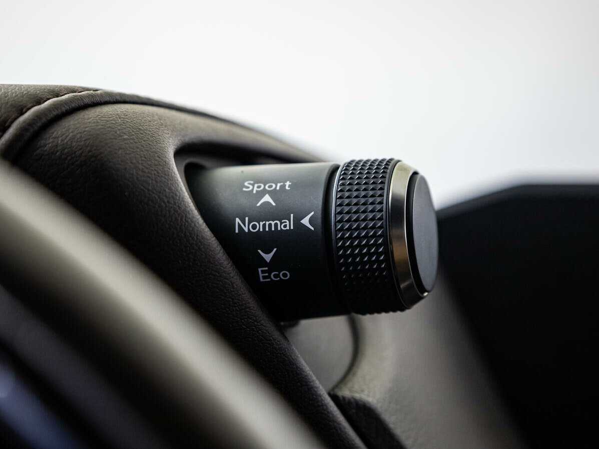 Купить Lexus ES 250, 2019, 77 931 км, фото №20