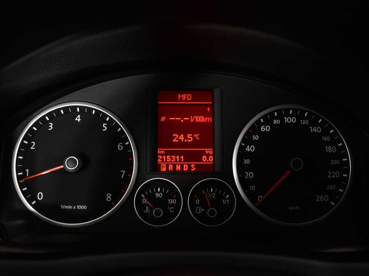 Купить Volkswagen Tiguan, 2009, 215 225 км, фото №11