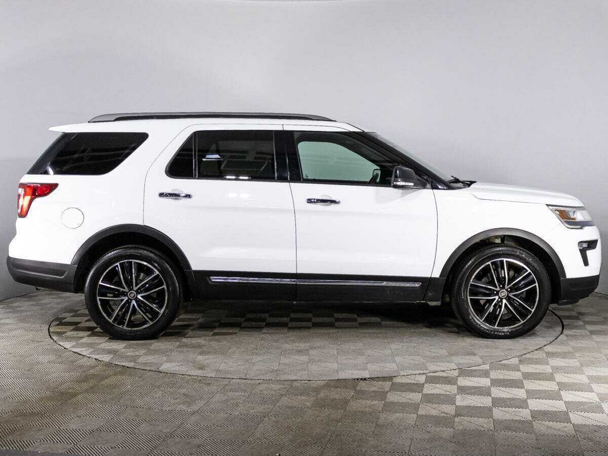 Купить Ford Explorer, 2019, 119 928 км, фото №4