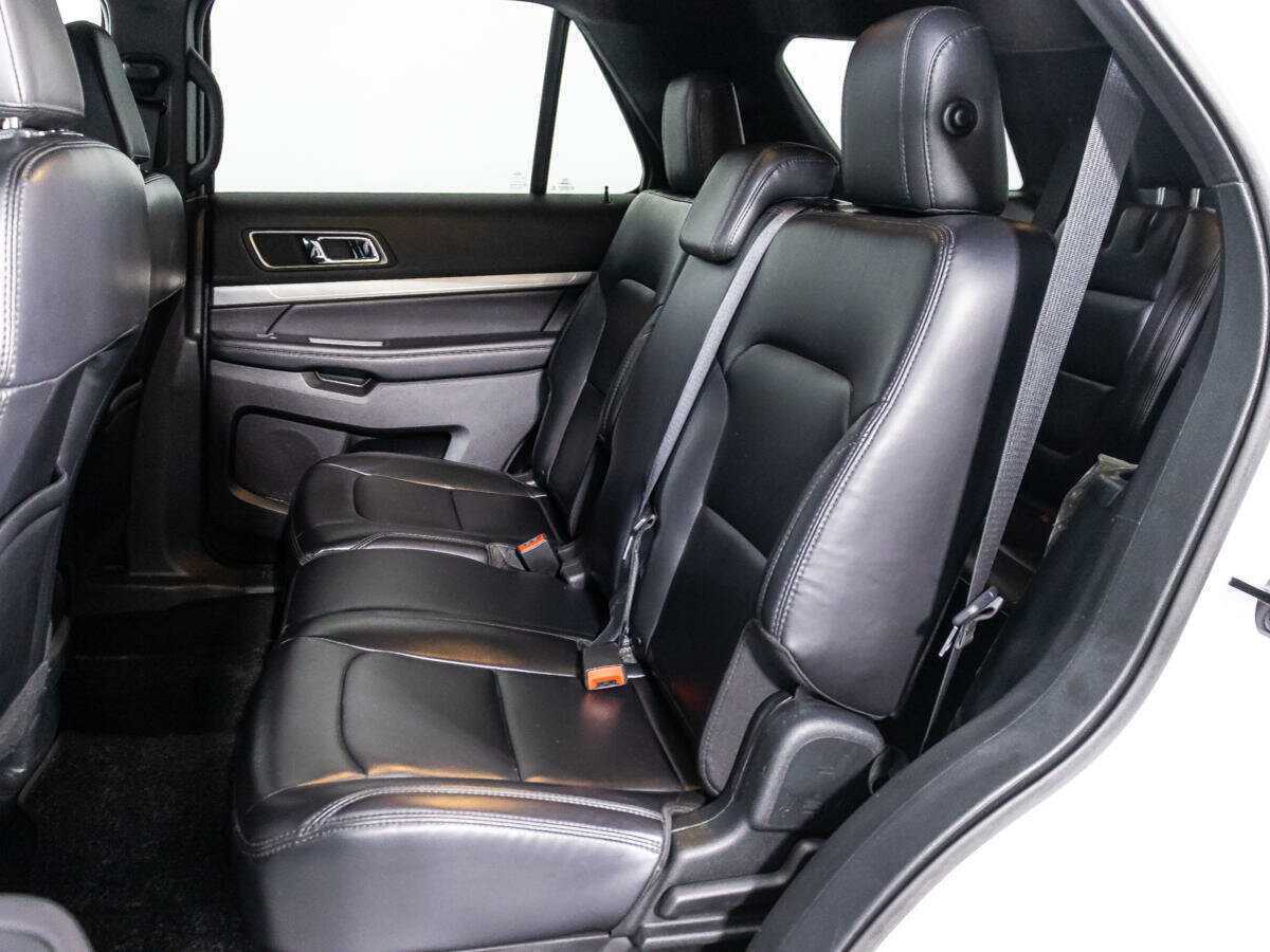Купить Ford Explorer, 2019, 119 928 км, фото №10