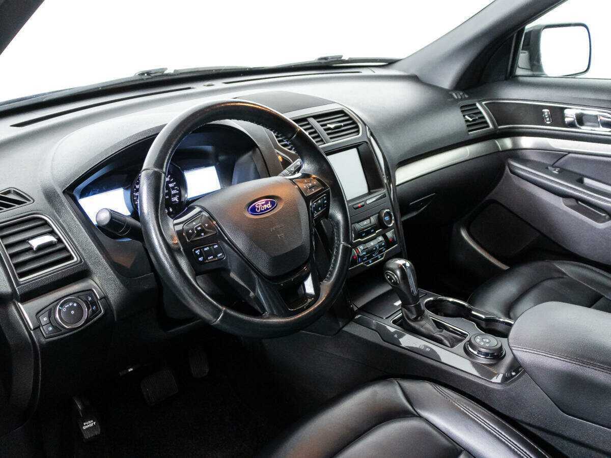 Купить Ford Explorer, 2019, 119 928 км, фото №11