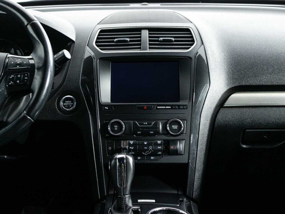 Купить Ford Explorer, 2019, 119 928 км, фото №13
