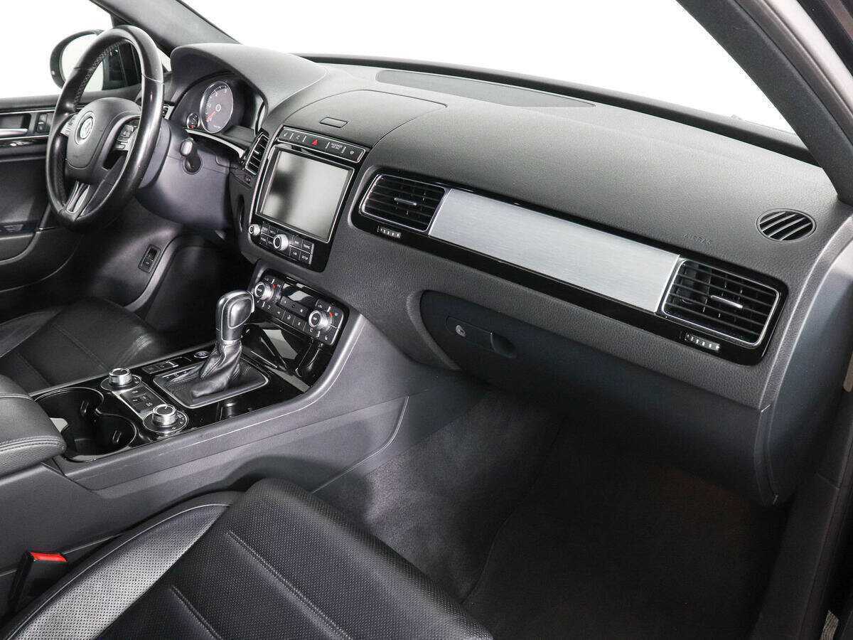 Купить Volkswagen Touareg, 2017, 209 541 км, фото №6