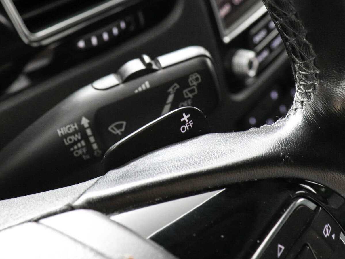 Купить Volkswagen Touareg, 2017, 209 541 км, фото №10