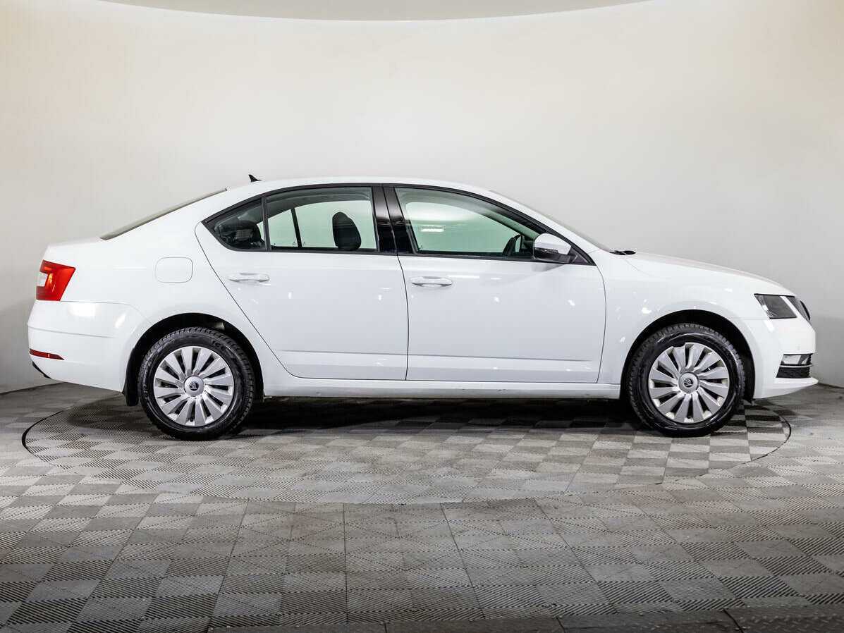 Купить Skoda Octavia, 2019, 49 208 км, фото №4