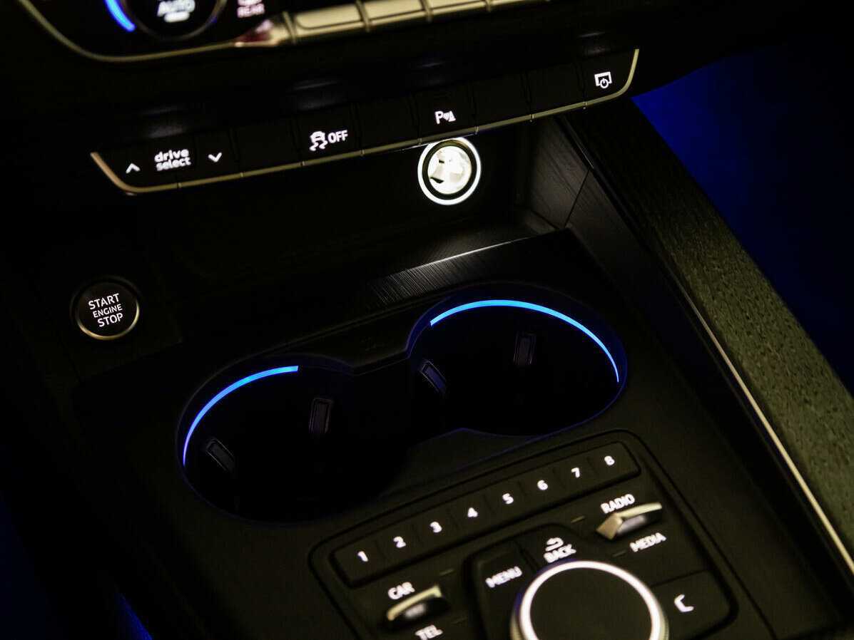 Купить Audi A4, 2019, 88 500 км, фото №23