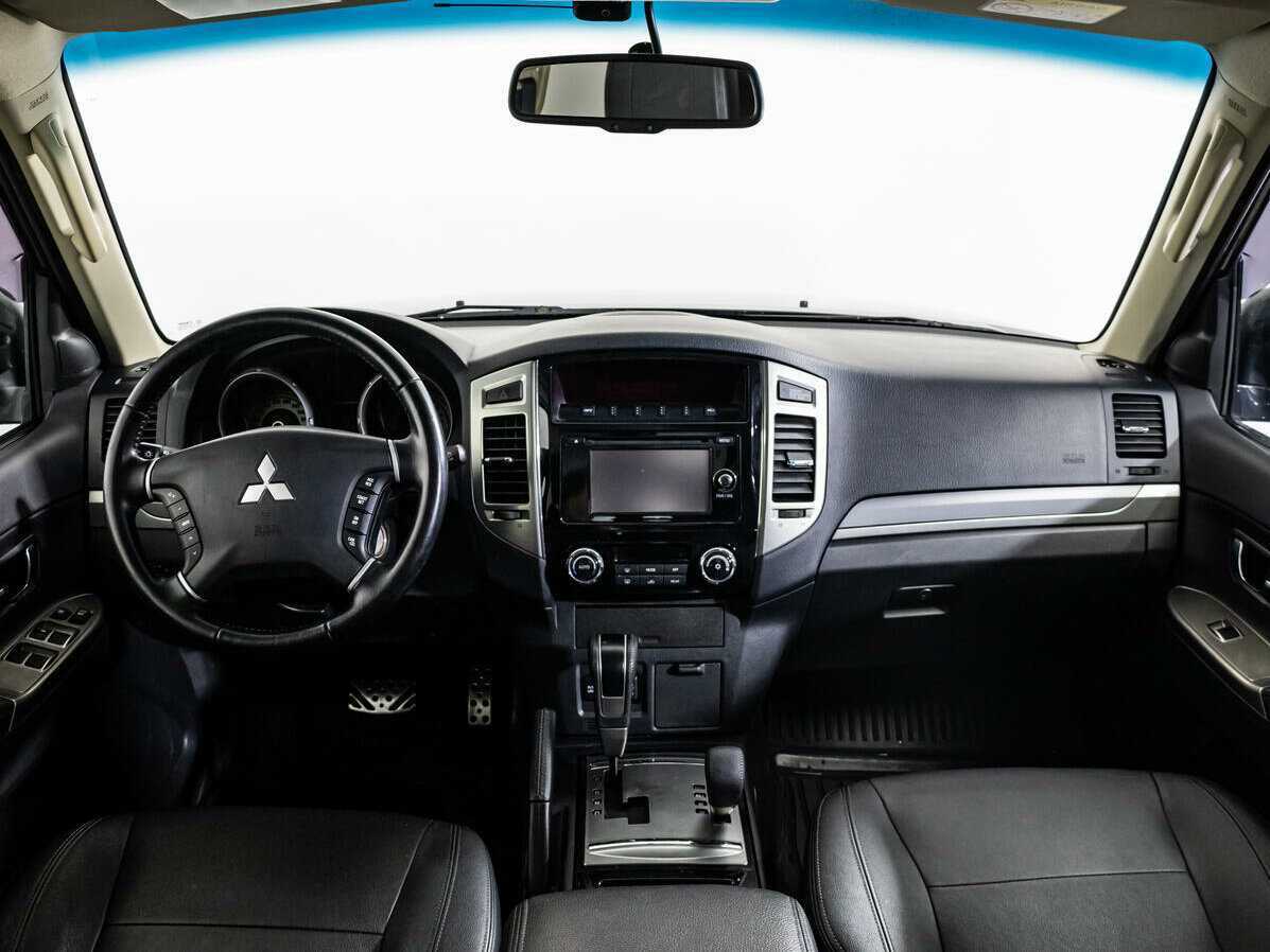 Купить Mitsubishi Pajero, 2018, 70 500 км, фото №10