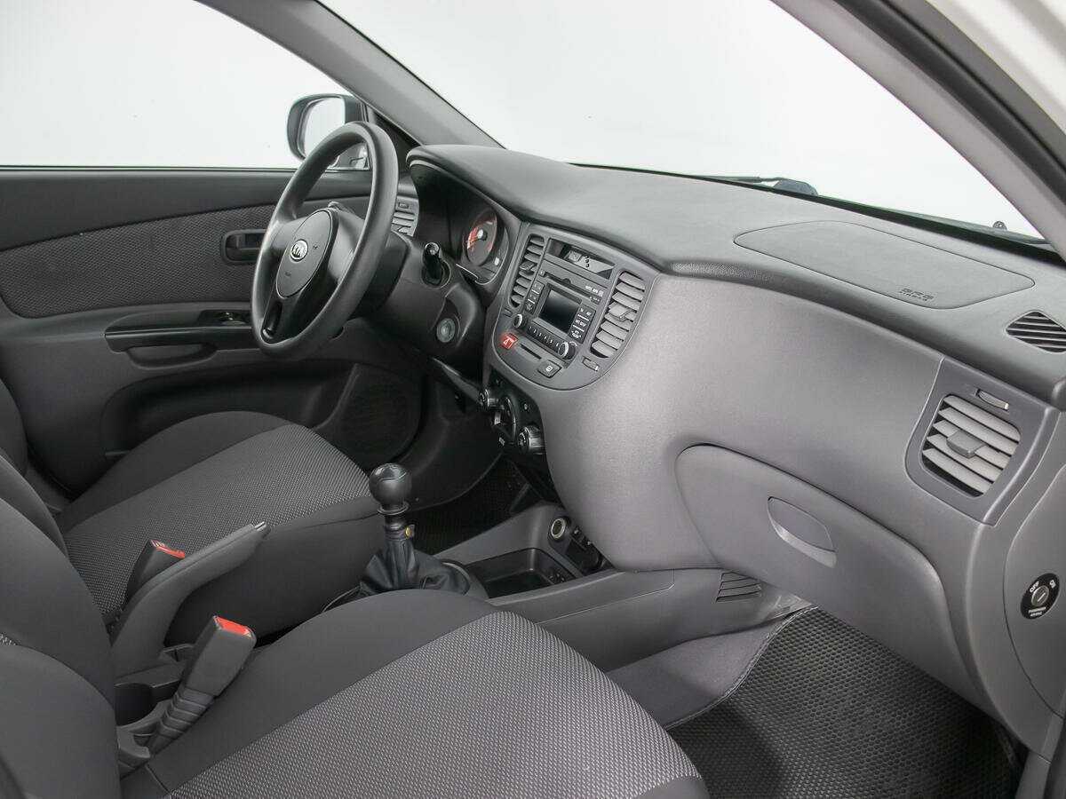 Купить Kia Rio, 2011, 82 845 км, фото №9