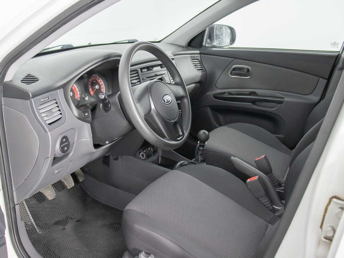 Купить Kia Rio, 2011, 82 845 км, фото №10