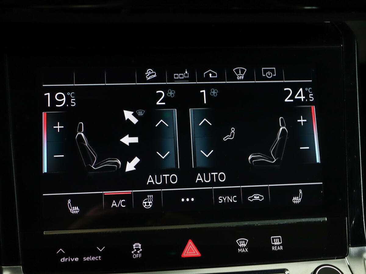 Купить Audi e-tron 55, 2020, 59 218 км, фото №25