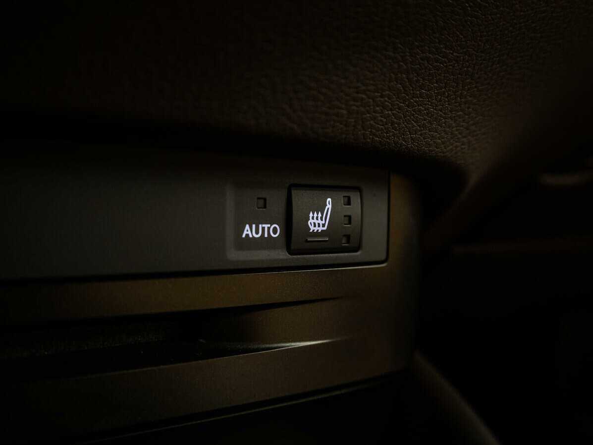 Купить Lexus ES 250, 2020, 56 859 км, фото №16