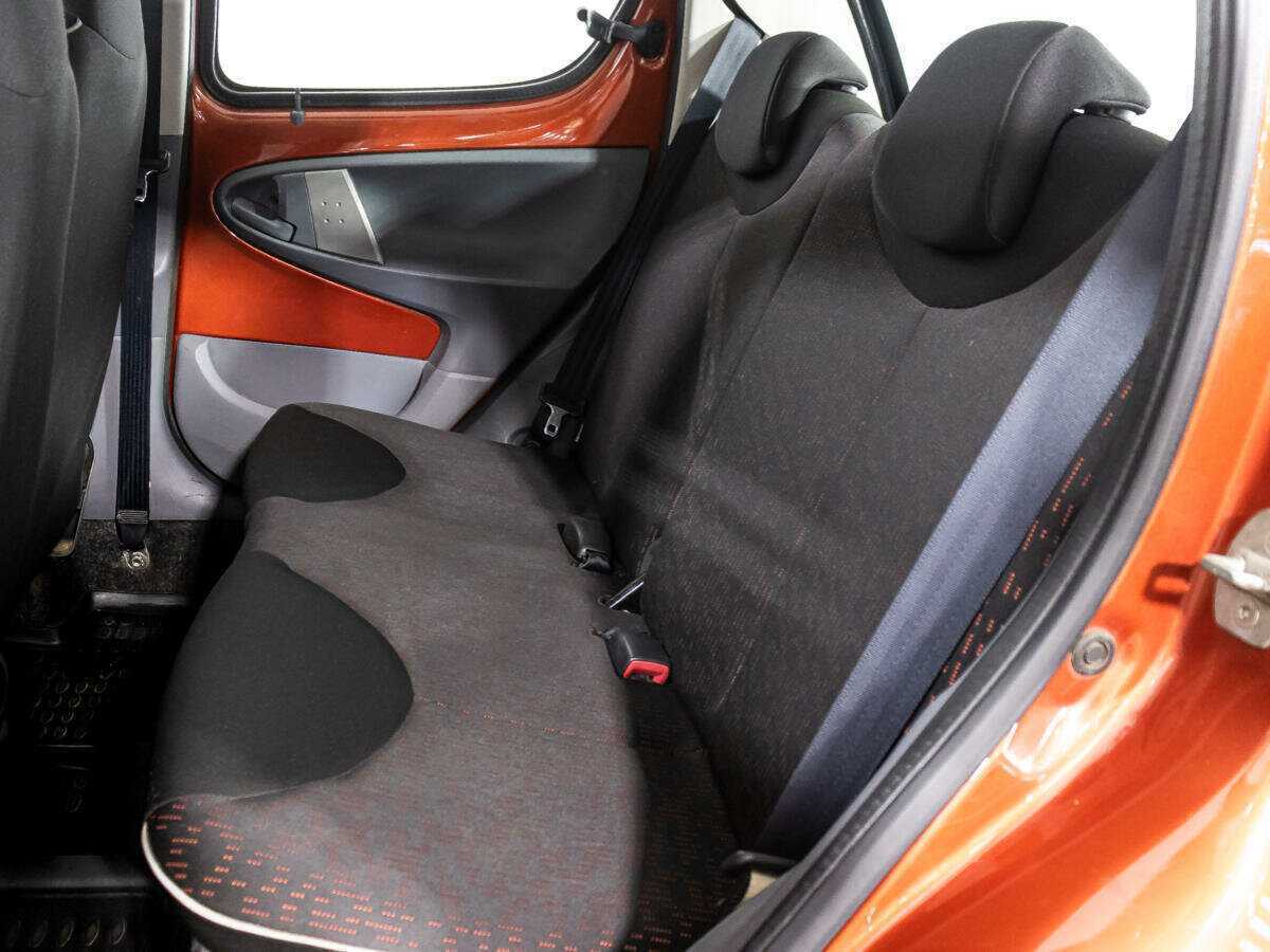 Купить Peugeot 107, 2009, 176 594 км, фото №9