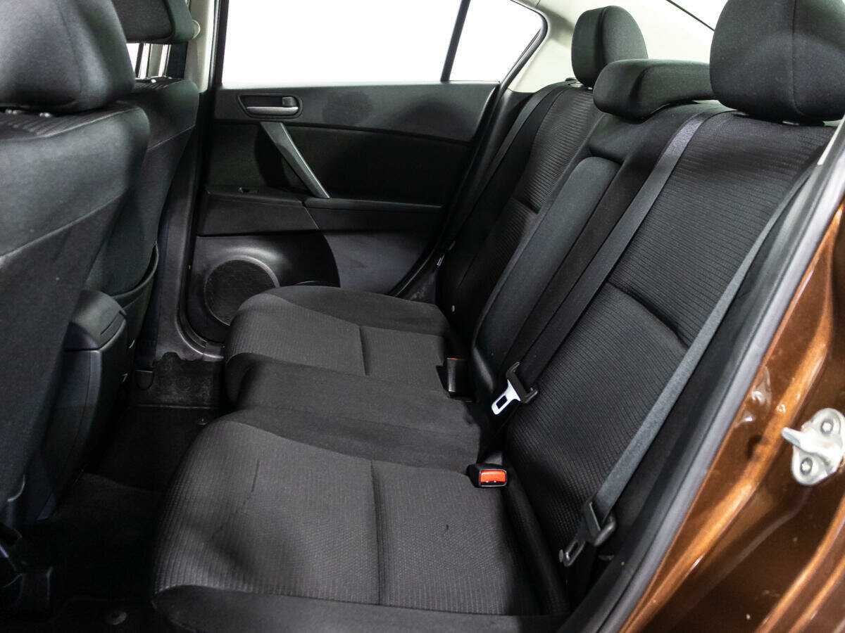 Купить Mazda 3, 2011, 161 612 км, фото №10