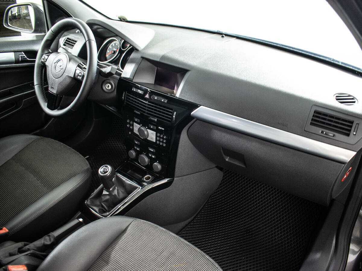 Купить Opel Astra, 2011, 212 534 км, фото №9