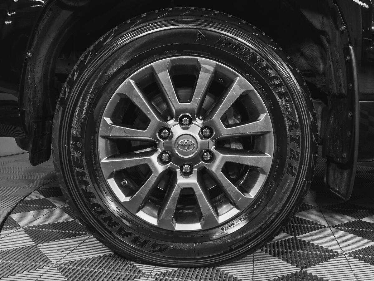 Купить Toyota Land Cruiser Prado, 2019, 113 539 км, фото №17