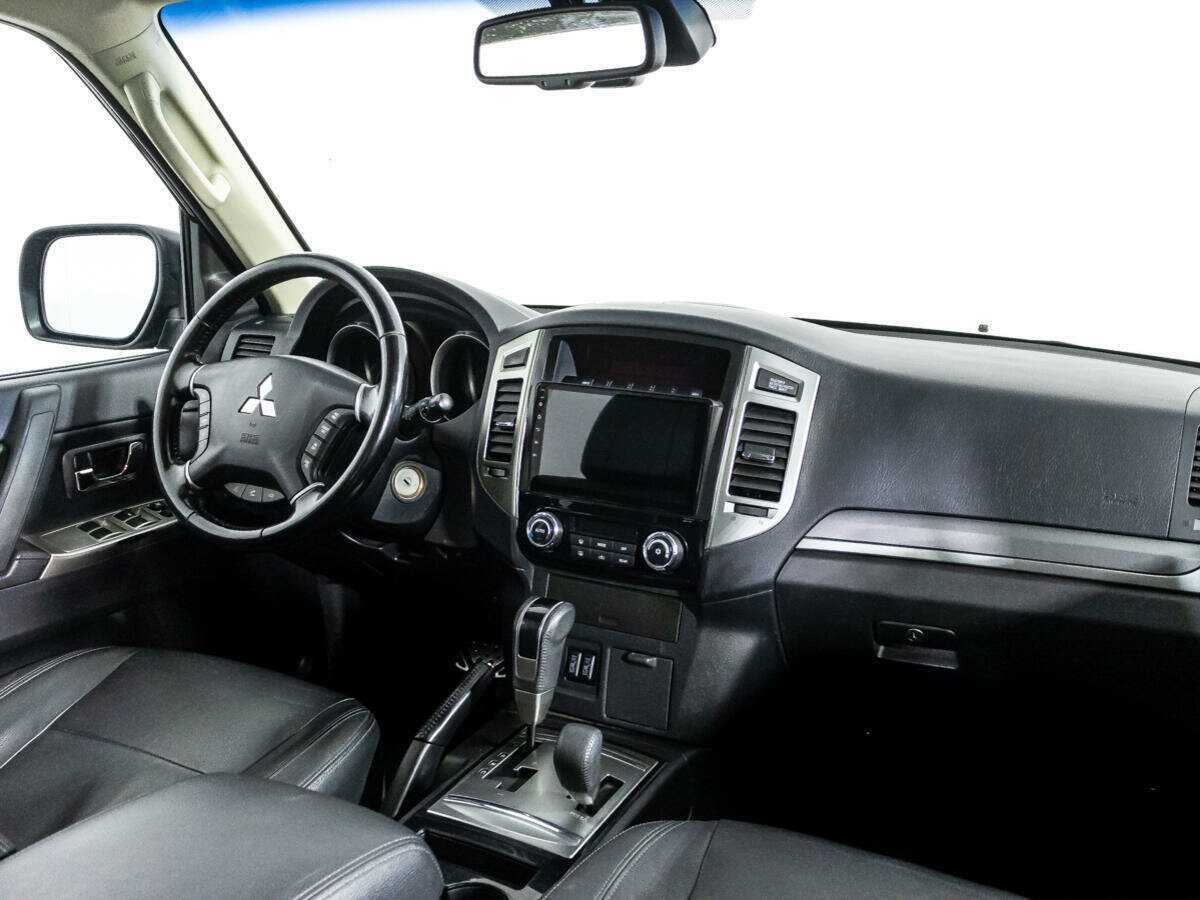 Купить Mitsubishi Pajero, 2015, 126 453 км, фото №9