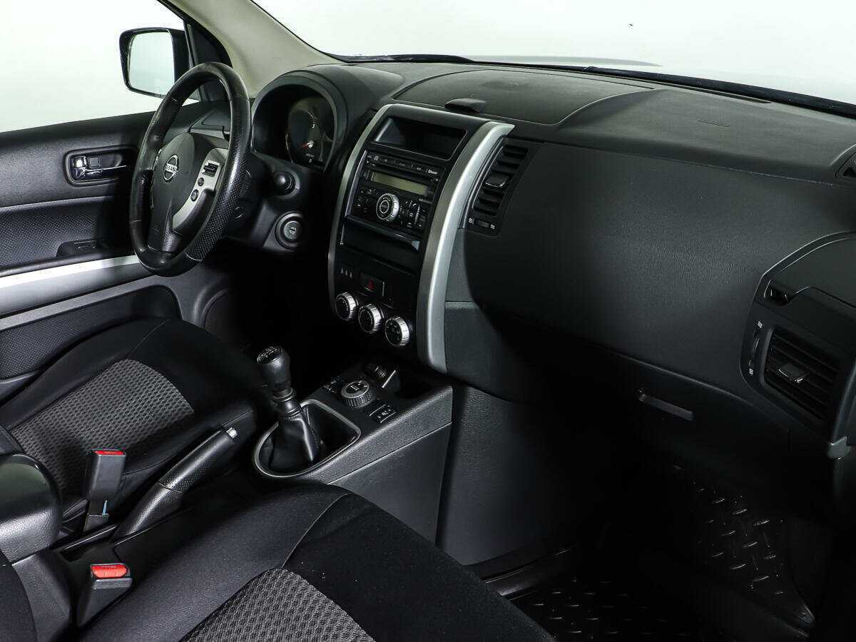 Купить Nissan X-Trail, 2010, 330 364 км, фото №9