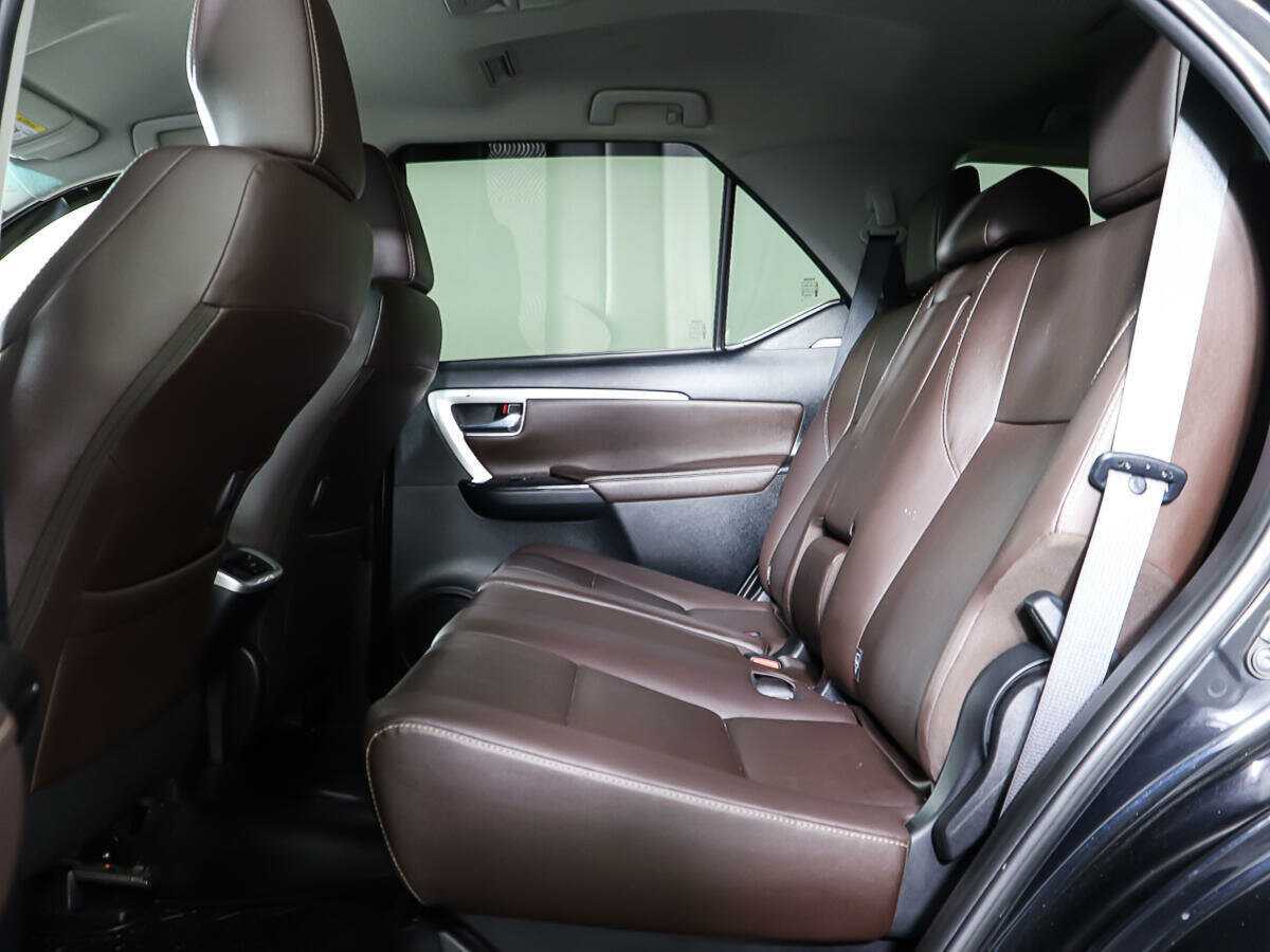 Купить Toyota Fortuner, 2017, 134 060 км, фото №10