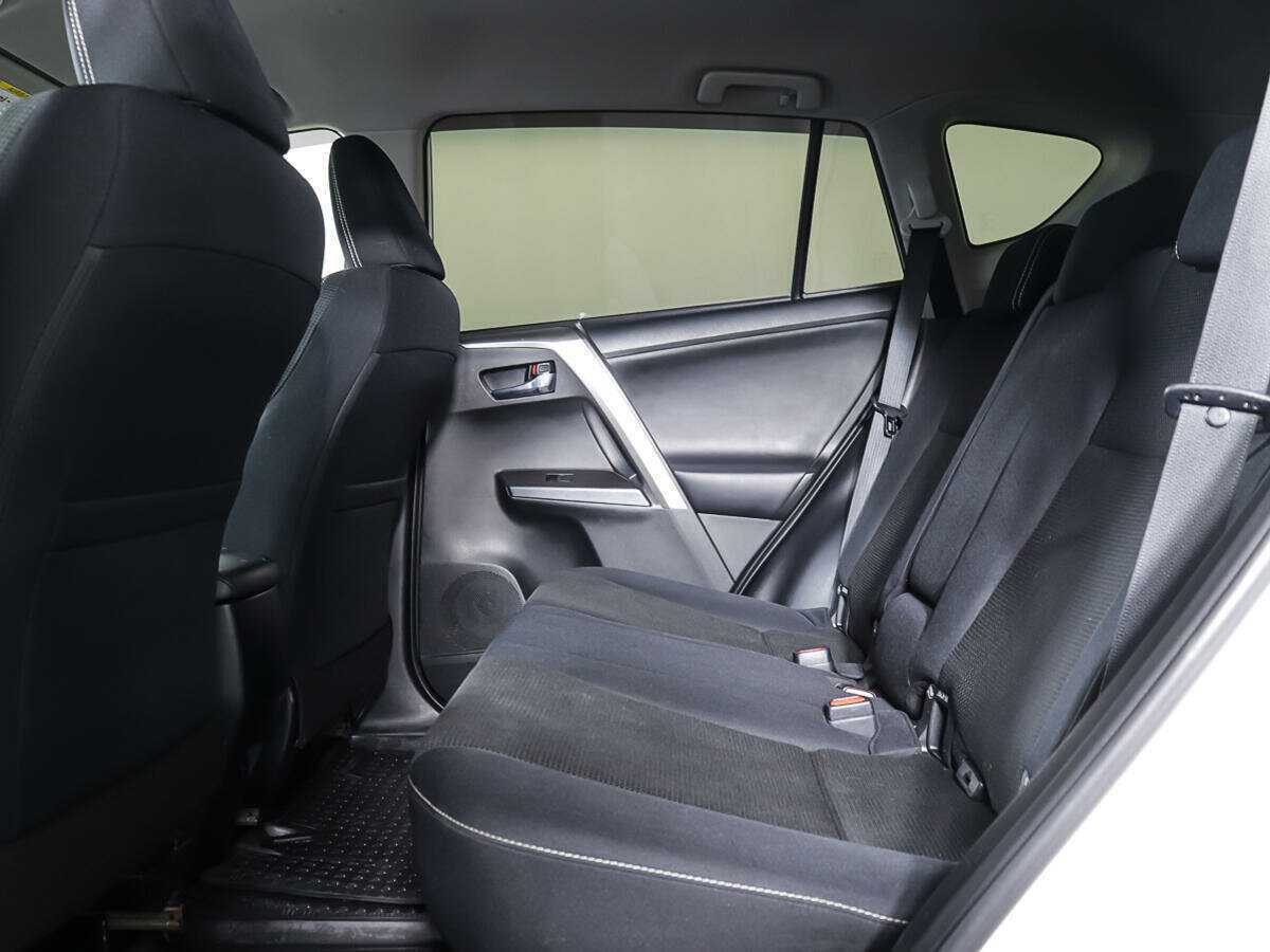 Купить Toyota RAV4, 2016, 116 530 км, фото №8