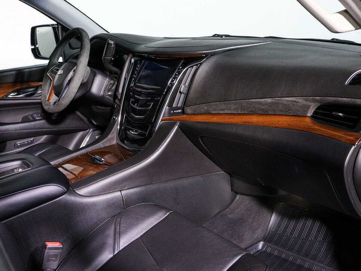 Купить Cadillac Escalade, 2016, 144 257 км, фото №9