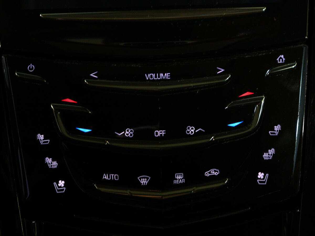 Купить Cadillac Escalade, 2016, 144 257 км, фото №30