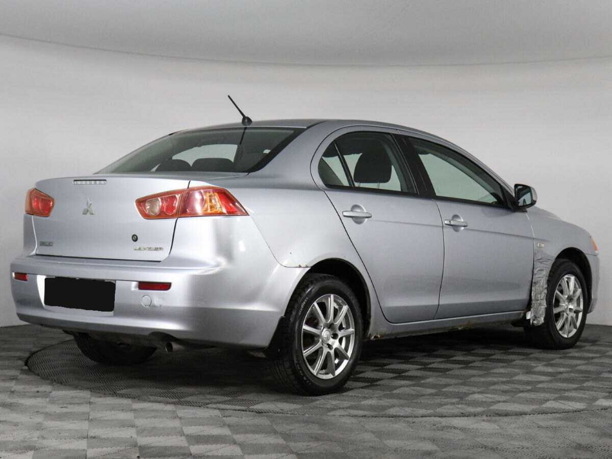 Mitsubishi Lancer