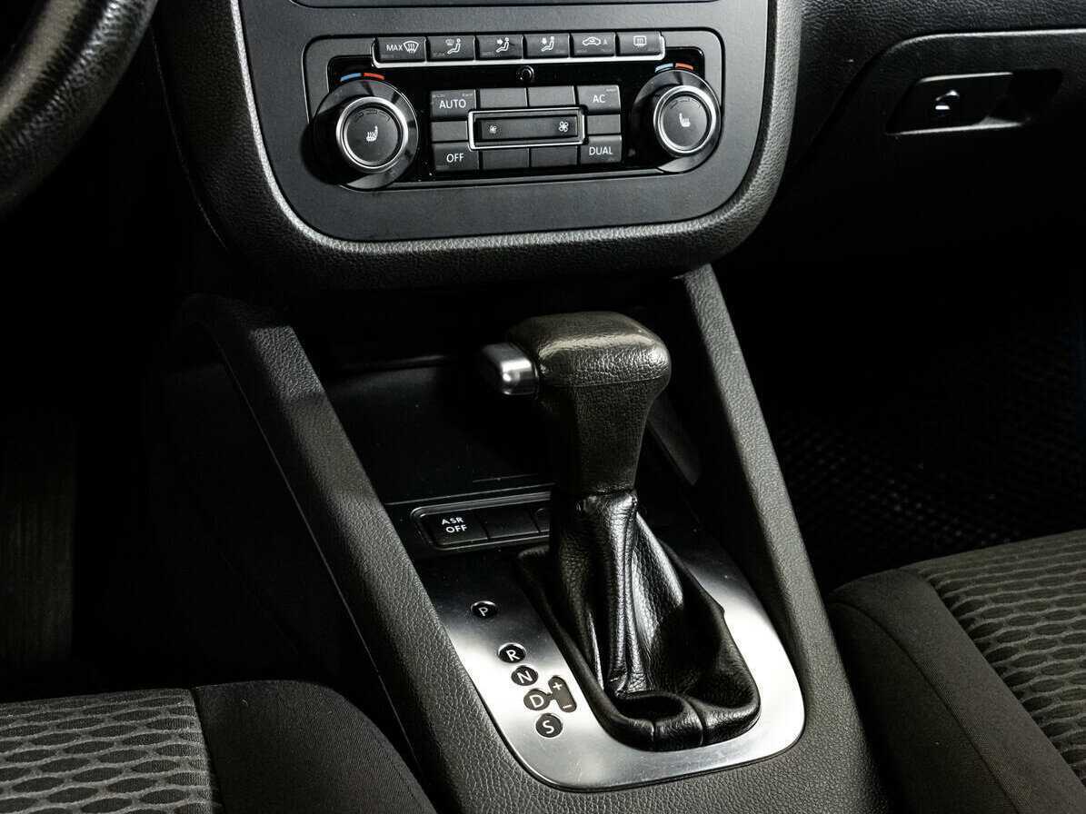 Купить Volkswagen Jetta, 2010, 211 572 км, фото №10