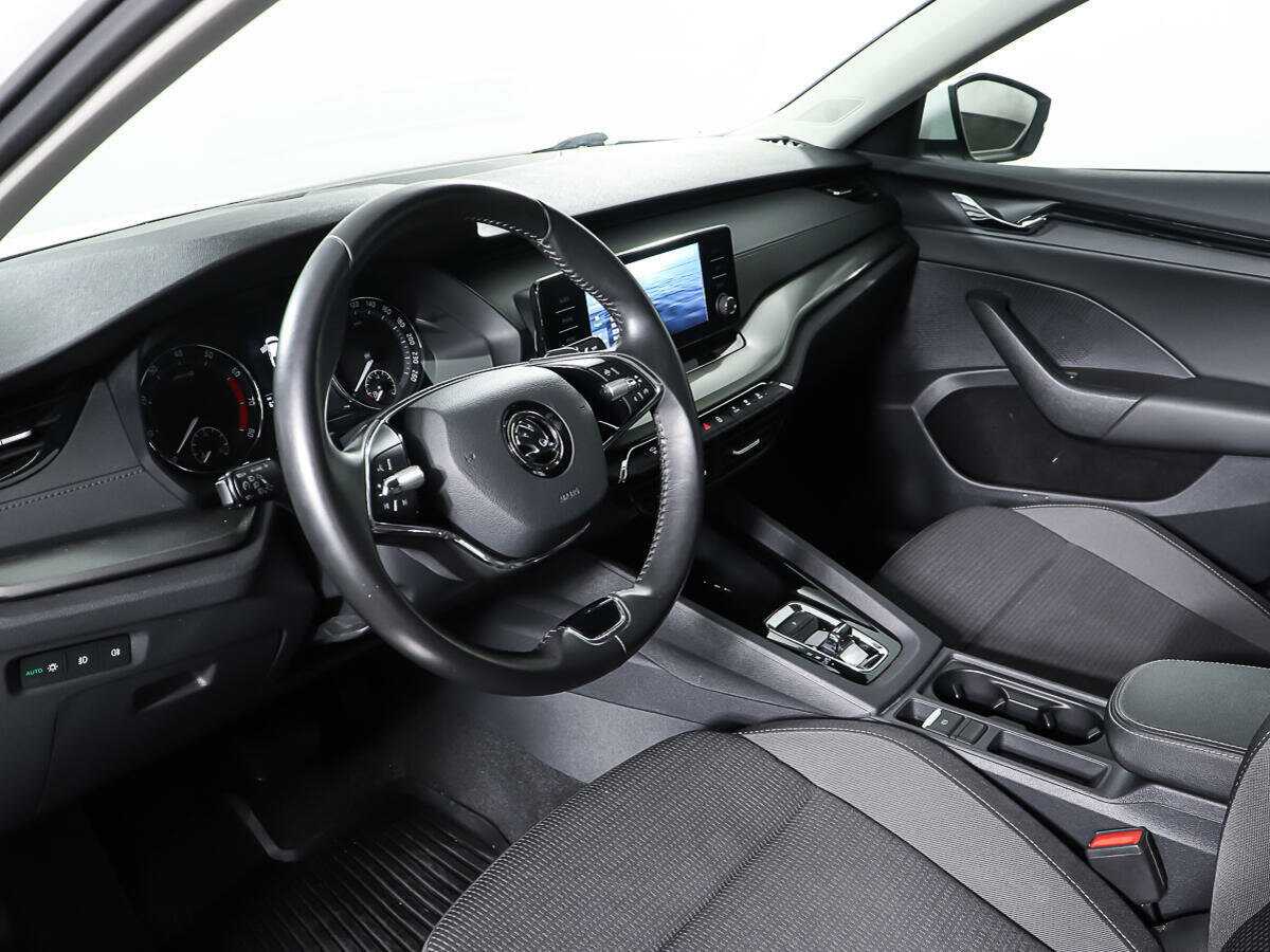 Купить Skoda Octavia, 2021, 61 170 км, фото №13