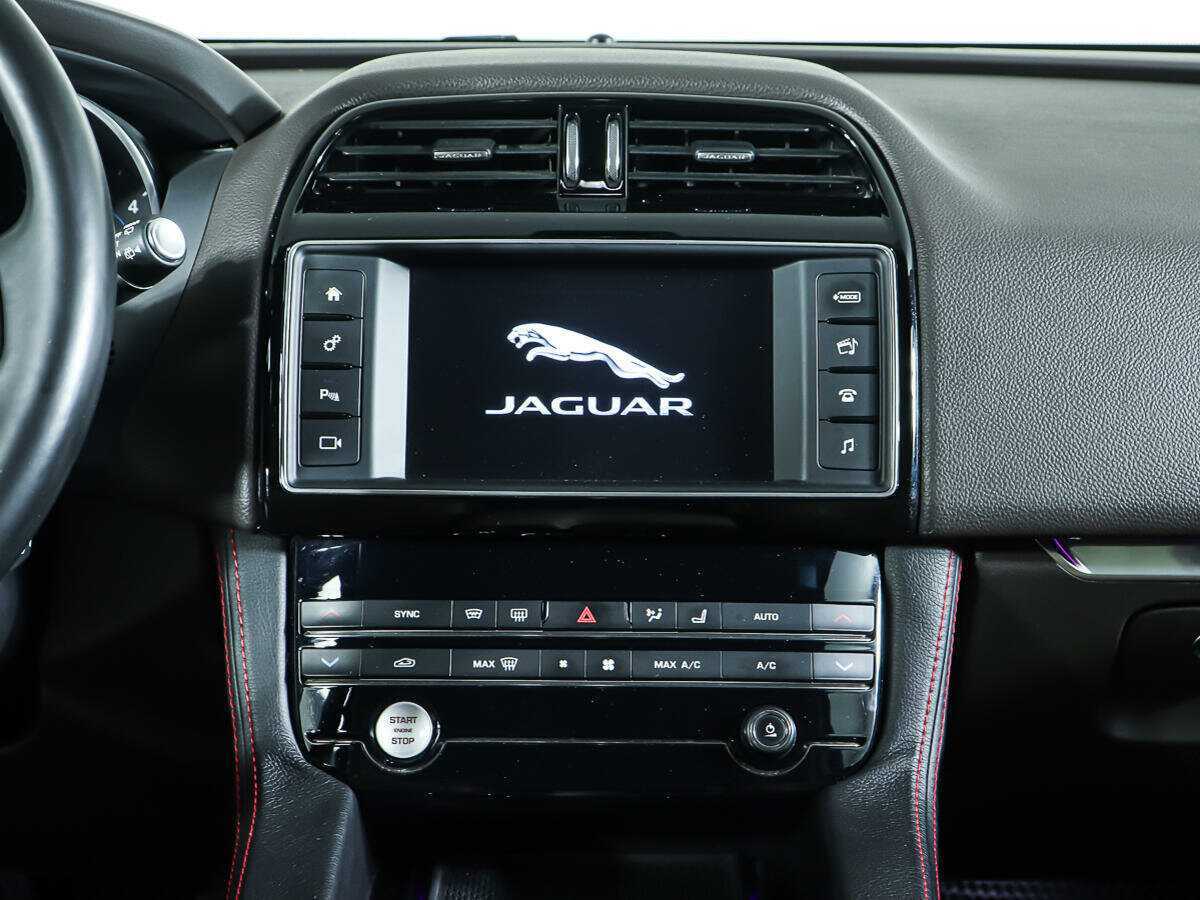 Купить Jaguar F-Pace, 2017, 104 937 км, фото №11