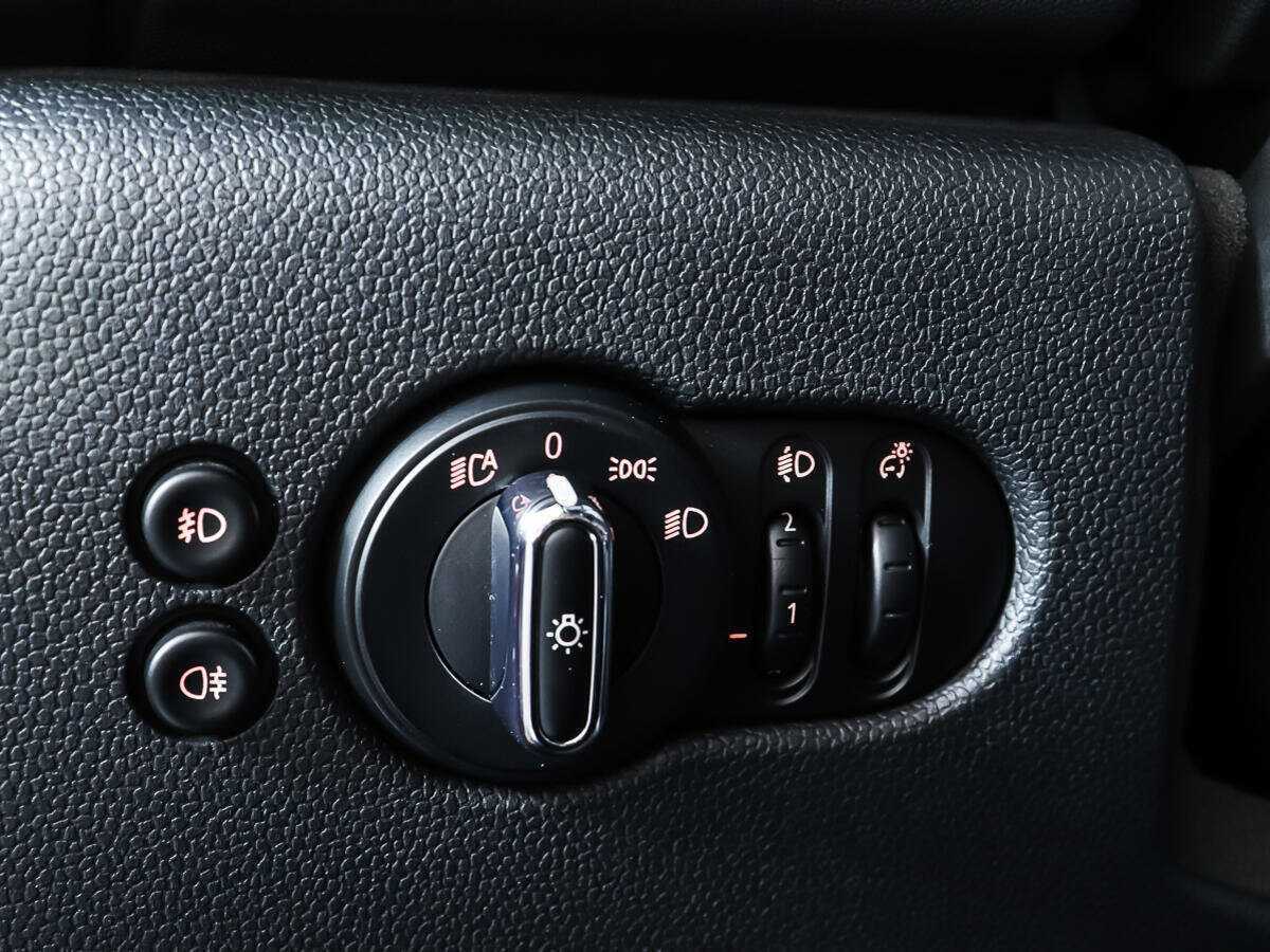 Купить Mini Hatch Cooper, 2021, 48 790 км, фото №16