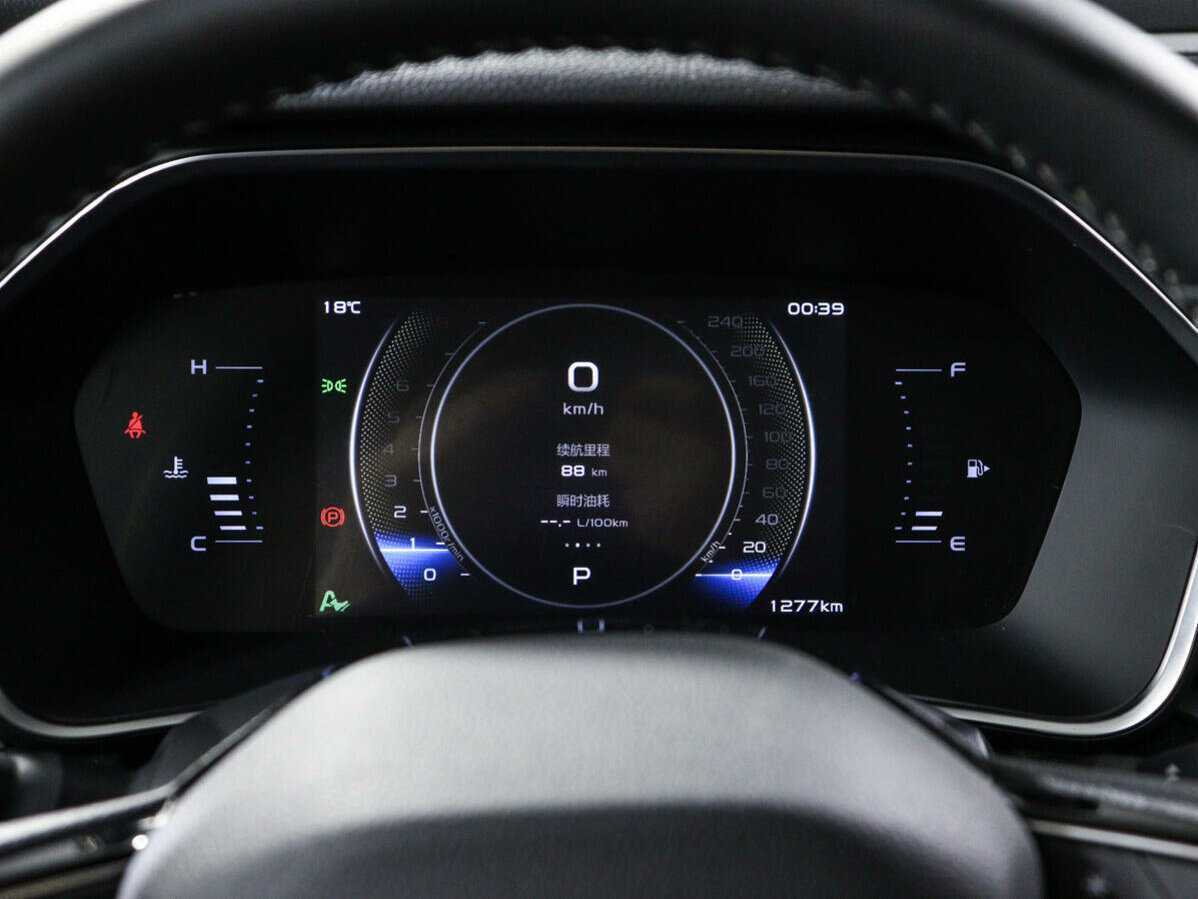 Купить Geely Preface, 2023, 3 100 км, фото №11