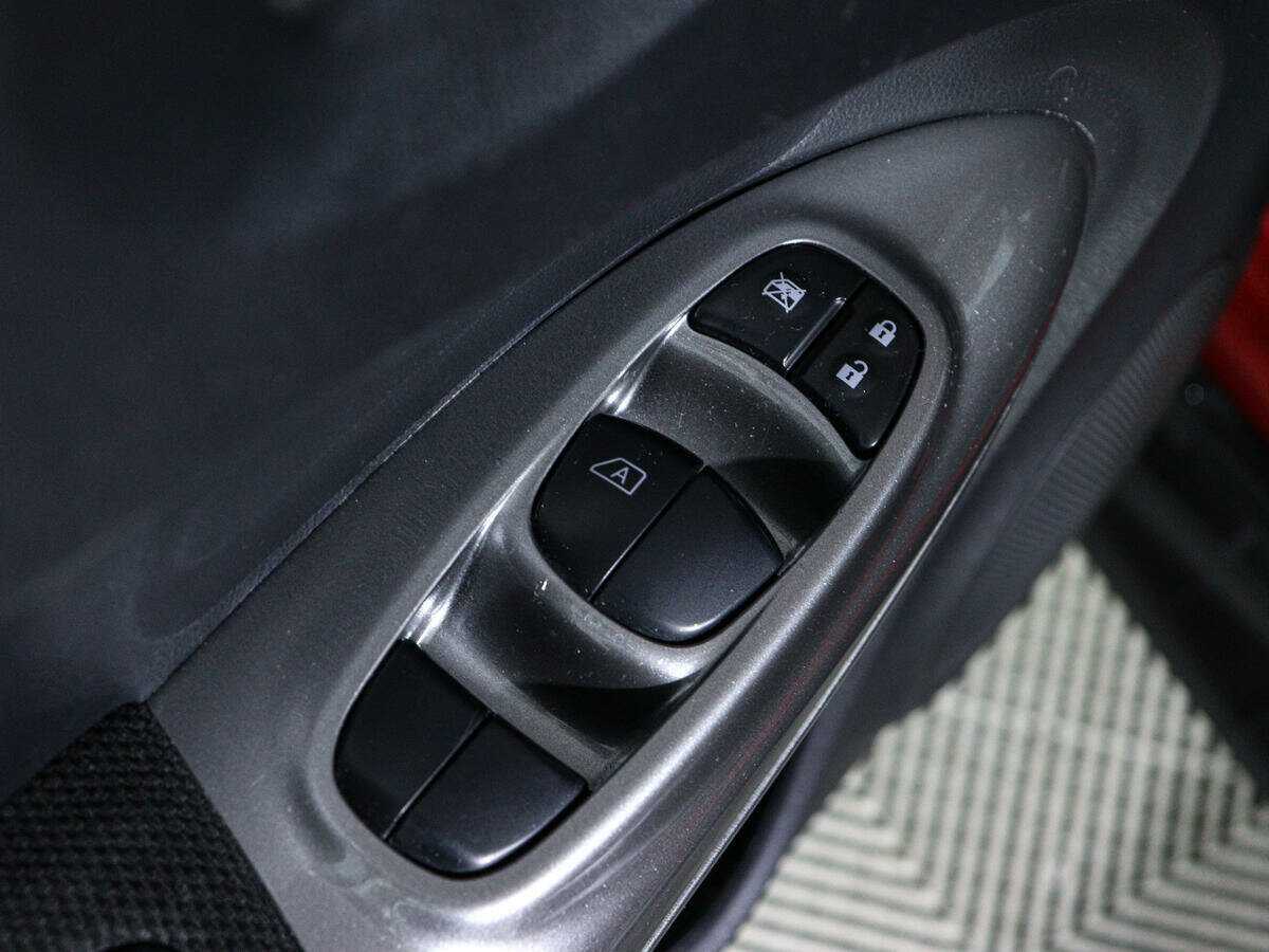 Купить Nissan Juke, 2014, 91 800 км, фото №14