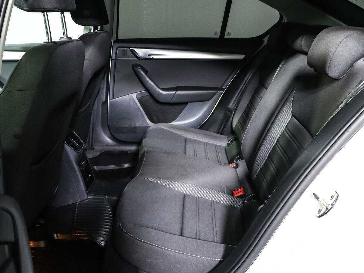Купить Skoda Octavia, 2019, 76 249 км, фото №10