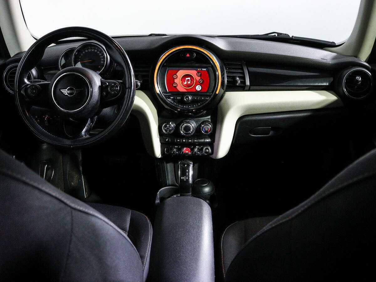 Купить Mini Hatch Cooper, 2018, 71 949 км, фото №12