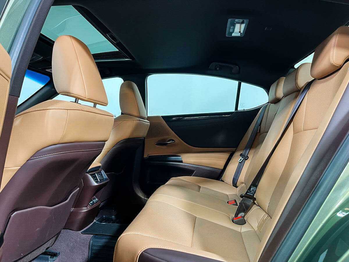 Купить Lexus ES 250, 2021, 111 350 км, фото №10