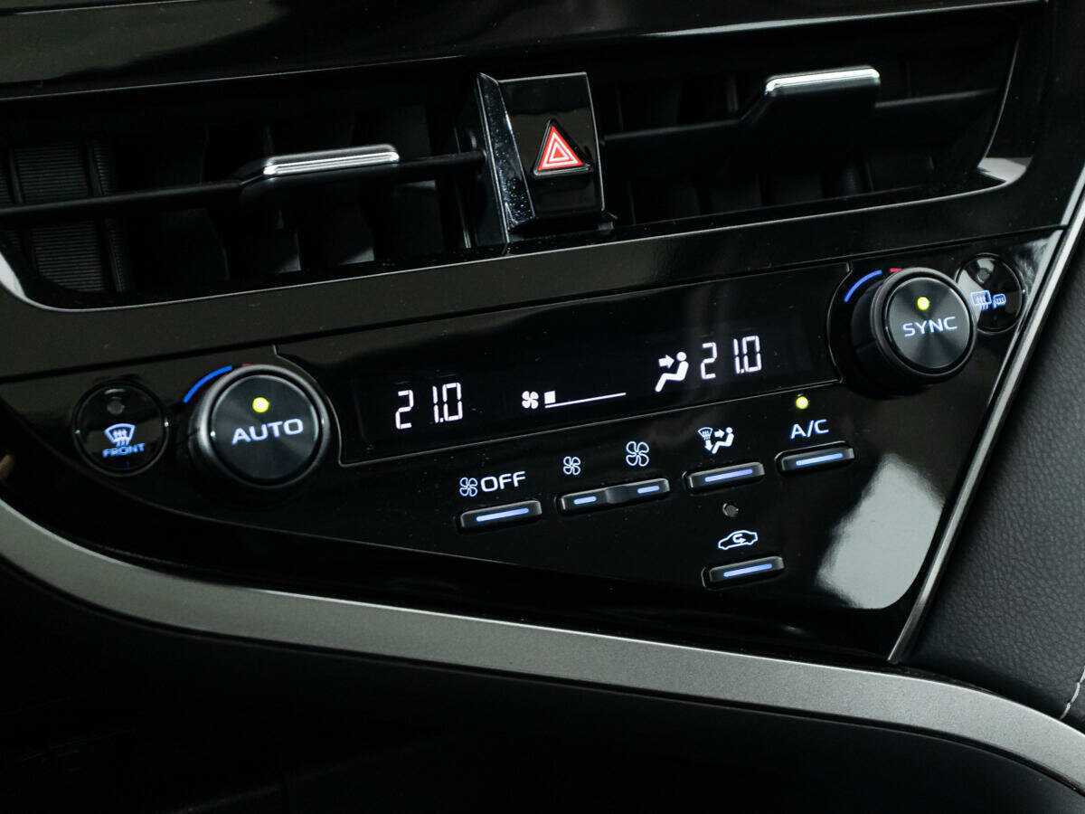 Купить Toyota Camry, 2022, 65 652 км, фото №16