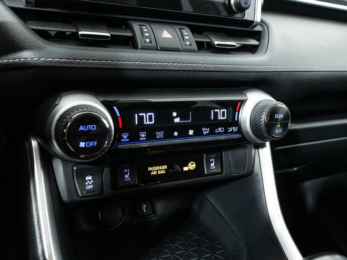 Купить Toyota RAV4, 2022, 64 219 км, фото №17