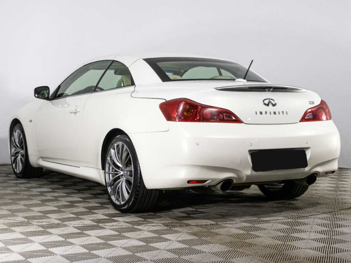Купить Infiniti G37, 2012, 68 952 км, фото №7