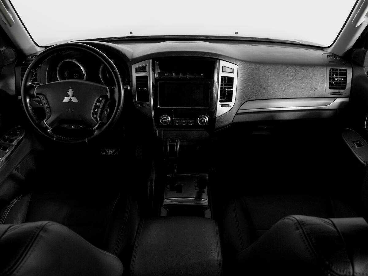 Купить Mitsubishi Pajero, 2017, 149 100 км, фото №12