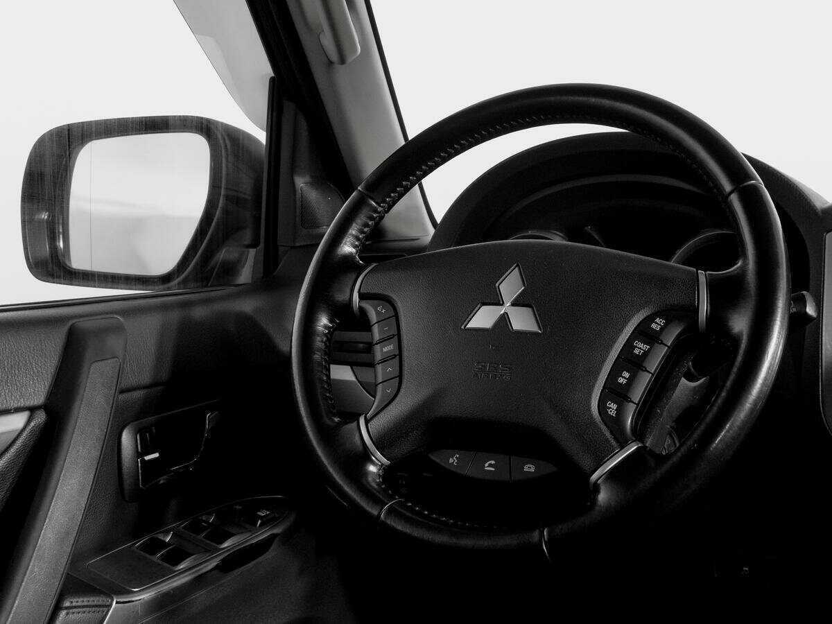 Купить Mitsubishi Pajero, 2017, 149 100 км, фото №14